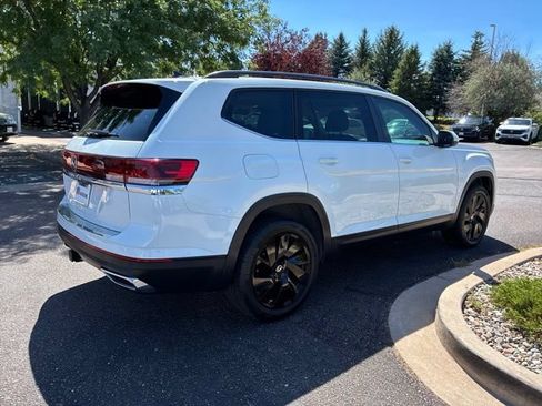 Certified 2024 Volkswagen Atlas SE FWD image 6