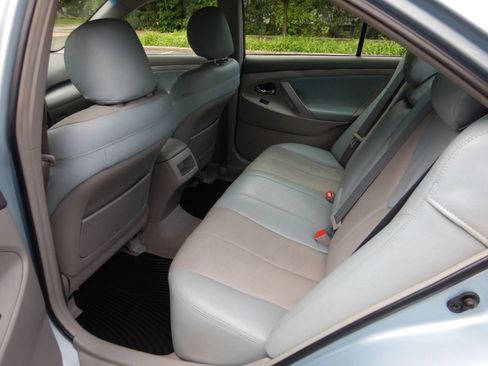 Used 2007 Toyota Camry LE FWD image 17