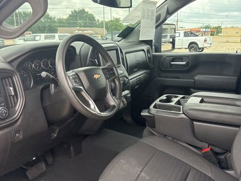 Used 2023 Chevrolet Silverado 2500 Custom w/ Custom Value Package AWD/4WD image 11