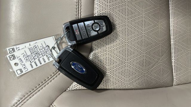 Used 2021 Ford Explorer Platinum w/ Equipment Group 601A AWD/4WD image 20