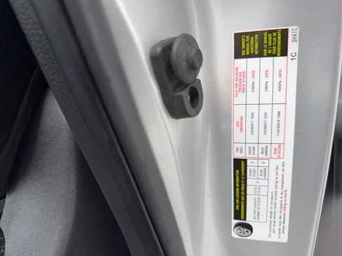 Used 2017 Nissan Rogue SV w/ SV Premium Package image 53