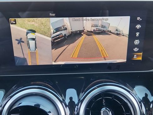 Used 2020 Mercedes-Benz GLB 250 4MATIC image 49