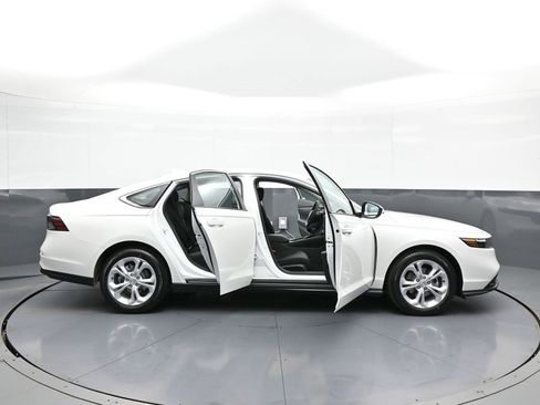 New 2026 Honda Accord LX image 41