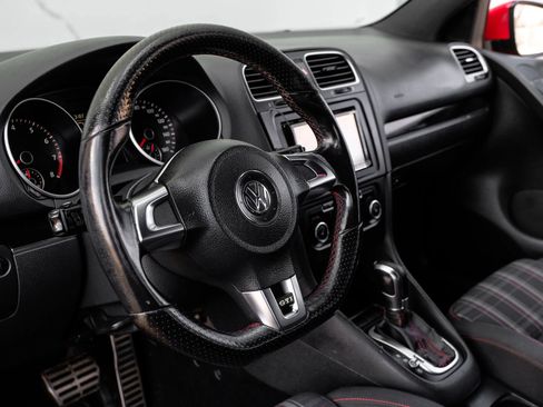 Used 2013 Volkswagen GTI 4-Door image 23