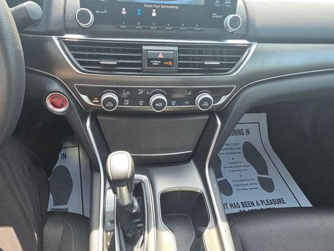 Certified 2018 Honda Accord LX image 16