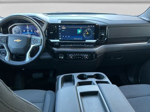 Used 2024 Chevrolet Silverado 1500 LT image 11