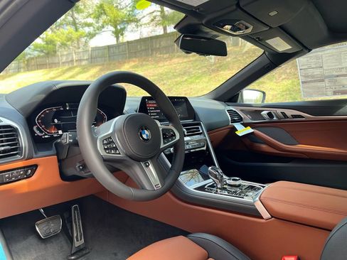 Used 2022 BMW 840i xDrive Convertible AWD/4WD image 38