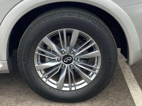 Used 2022 INFINITI QX80 Luxe w/ Cargo Package RWD image 30