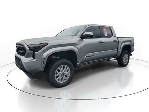 New 2026 Toyota Tacoma SR5 image 3
