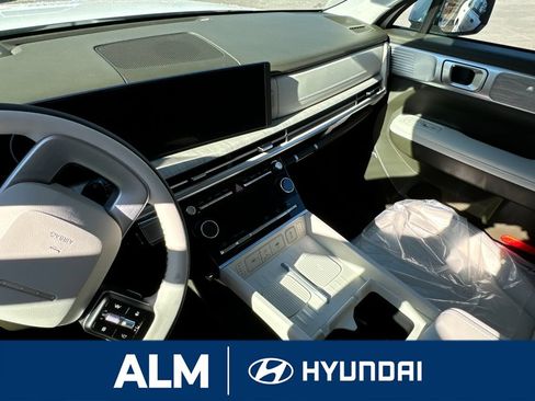 New 2025 Hyundai Santa Fe Calligraphy FWD image 17