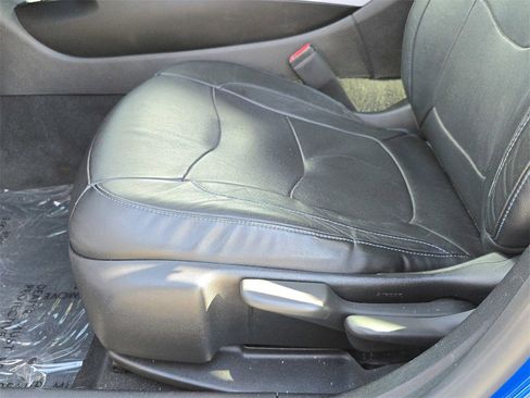 Used 2018 Chevrolet Volt LT w/ Comfort Package image 21