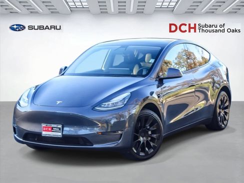 Used 2022 Tesla Model Y Long Range image 1