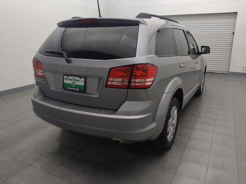 Used 2020 Dodge Journey SE image 7