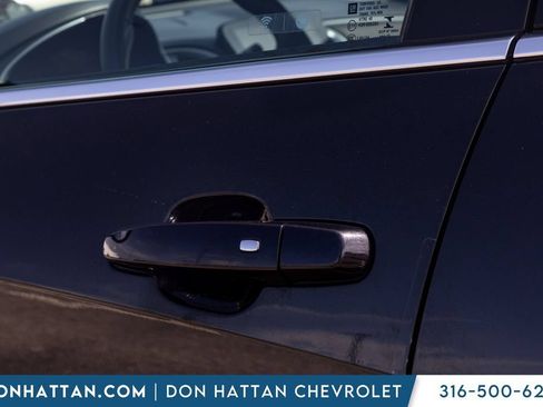 Used 2023 Chevrolet Malibu LT FWD image 23