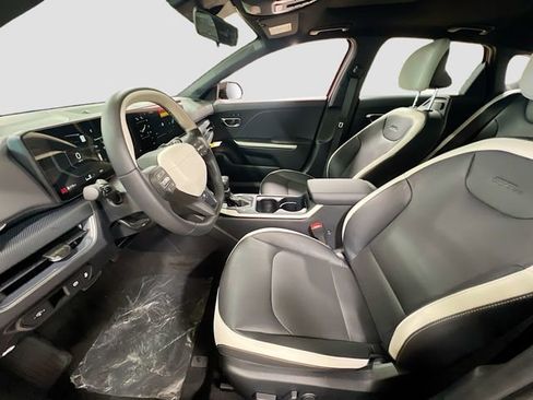New 2025 Kia K4 GT-Line image 22