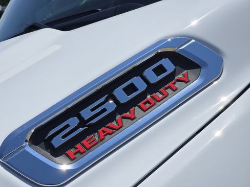 New 2026 RAM 2500 Big Horn AWD/4WD image 7