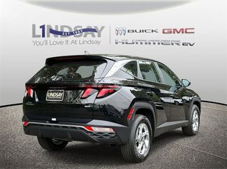 Used 2024 Hyundai Tucson SE video 2