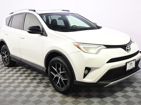 Used 2016 Toyota RAV4 SE AWD/4WD image 5