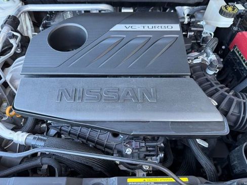 Certified 2024 Nissan Rogue Platinum w/ Platinum Premium Package image 8