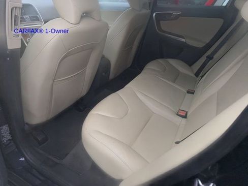 Used 2017 Volvo XC60 T6 Inscription w/ Preferred Option Package image 17