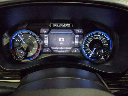 Used 2020 RAM 3500 Limited image 45