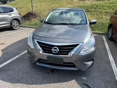 Used 2019 Nissan Versa S Plus FWD image 6