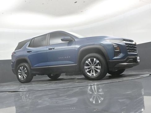 Used 2026 Chevrolet Equinox LT FWD image 41