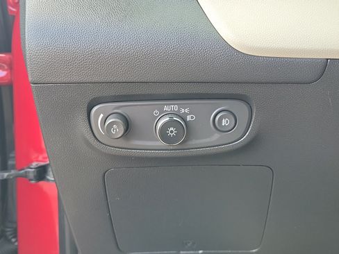 Used 2021 Buick Encore GX Select FWD image 21