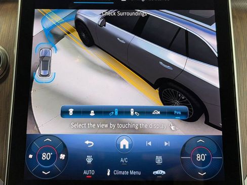 Certified 2025 Mercedes-Benz GLC 350e GLC 350e w/ AMG Line image 23