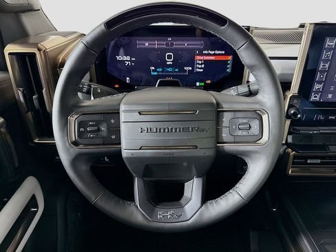 Used 2025 GMC Hummer EV 2X AWD/4WD image 11