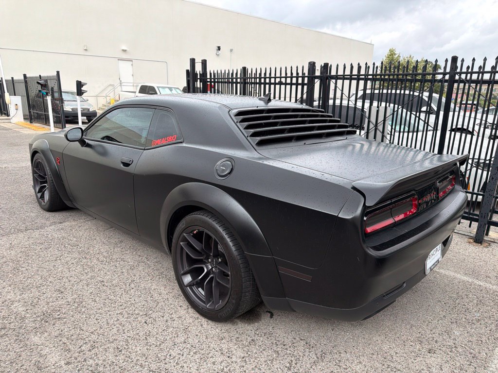 Used 2019 Dodge Challenger SRT Hellcat w/ Widebody Package RWD image 3