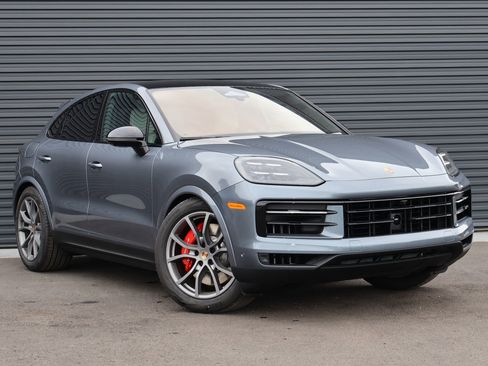 New 2026 Porsche Cayenne S AWD/4WD image 4