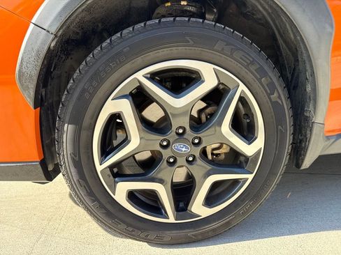 Used 2019 Subaru Crosstrek 2.0i Limited w/ Moonroof Package w/Navigation image 11