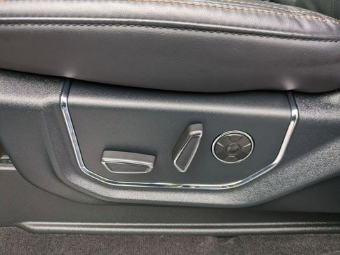 Certified 2021 Ford Expedition Max Platinum image 20