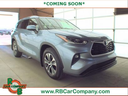 Used 2021 Toyota Highlander XLE