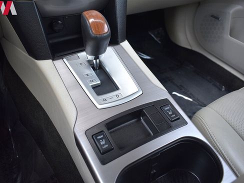 Used 2013 Subaru Outback 3.6R Limited image 22