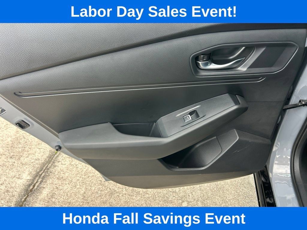Used 2024 Honda Accord Sport image 11