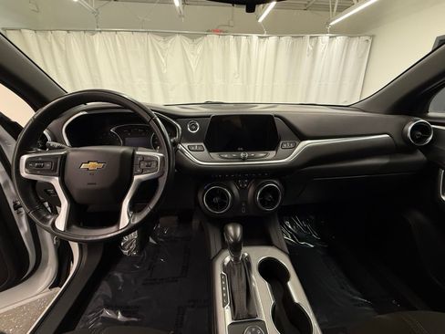 Used 2020 Chevrolet Blazer LT image 17