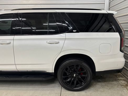 Used 2023 Cadillac Escalade Sport w/ LPO, ONYX Package AWD/4WD image 5