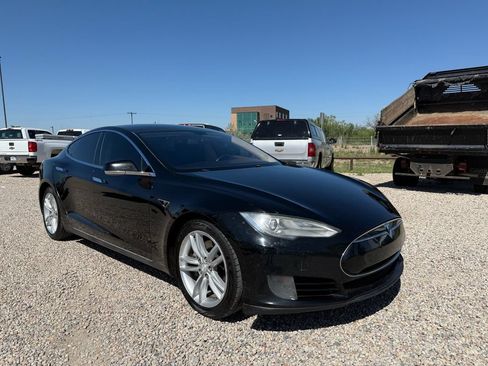 Used 2013 Tesla Model S RWD image 2