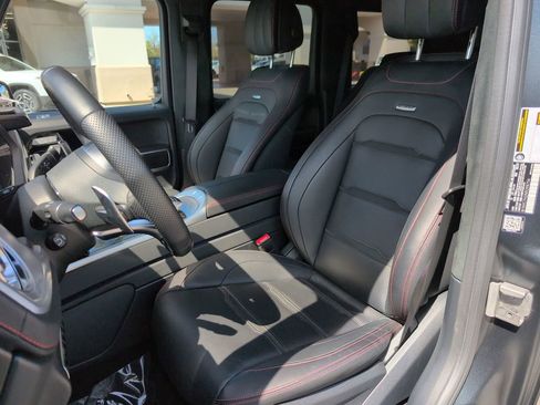Used 2021 Mercedes-Benz G 63 AMG 4MATIC w/ G Manufaktur Interior Package image 11