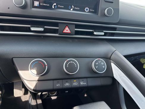 New 2026 Hyundai Elantra SE image 22