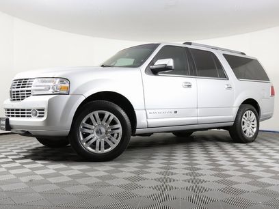 Used 2013 Lincoln Navigator L 2WD w/ Monochrome Appearance Pkg