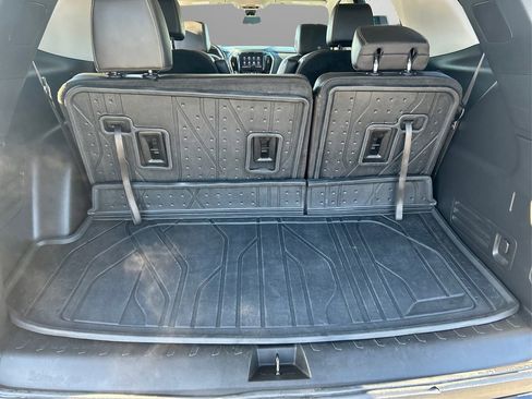 Used 2020 Chevrolet Traverse Premier w/ Redline Edition image 12