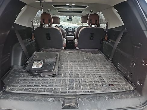 Used 2018 Chevrolet Traverse High Country image 9
