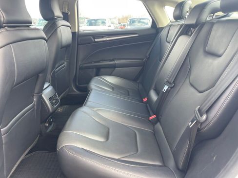 Used 2018 Ford Fusion Titanium image 20