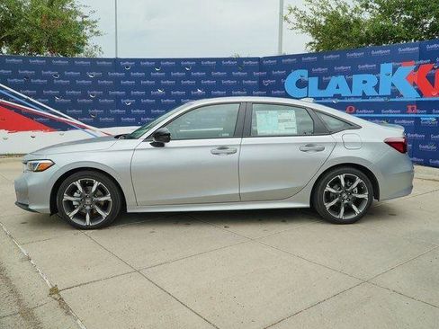 Used 2025 Honda Civic Sport Touring image 10