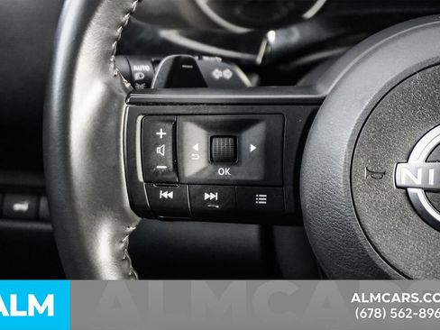 Used 2025 Nissan Pathfinder SV image 27