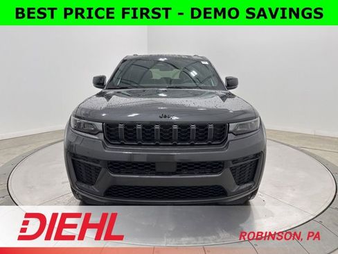 New 2026 Jeep Grand Cherokee Altitude AWD/4WD image 2