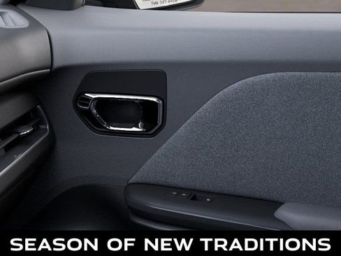 New 2025 Kia K4 LXS image 25